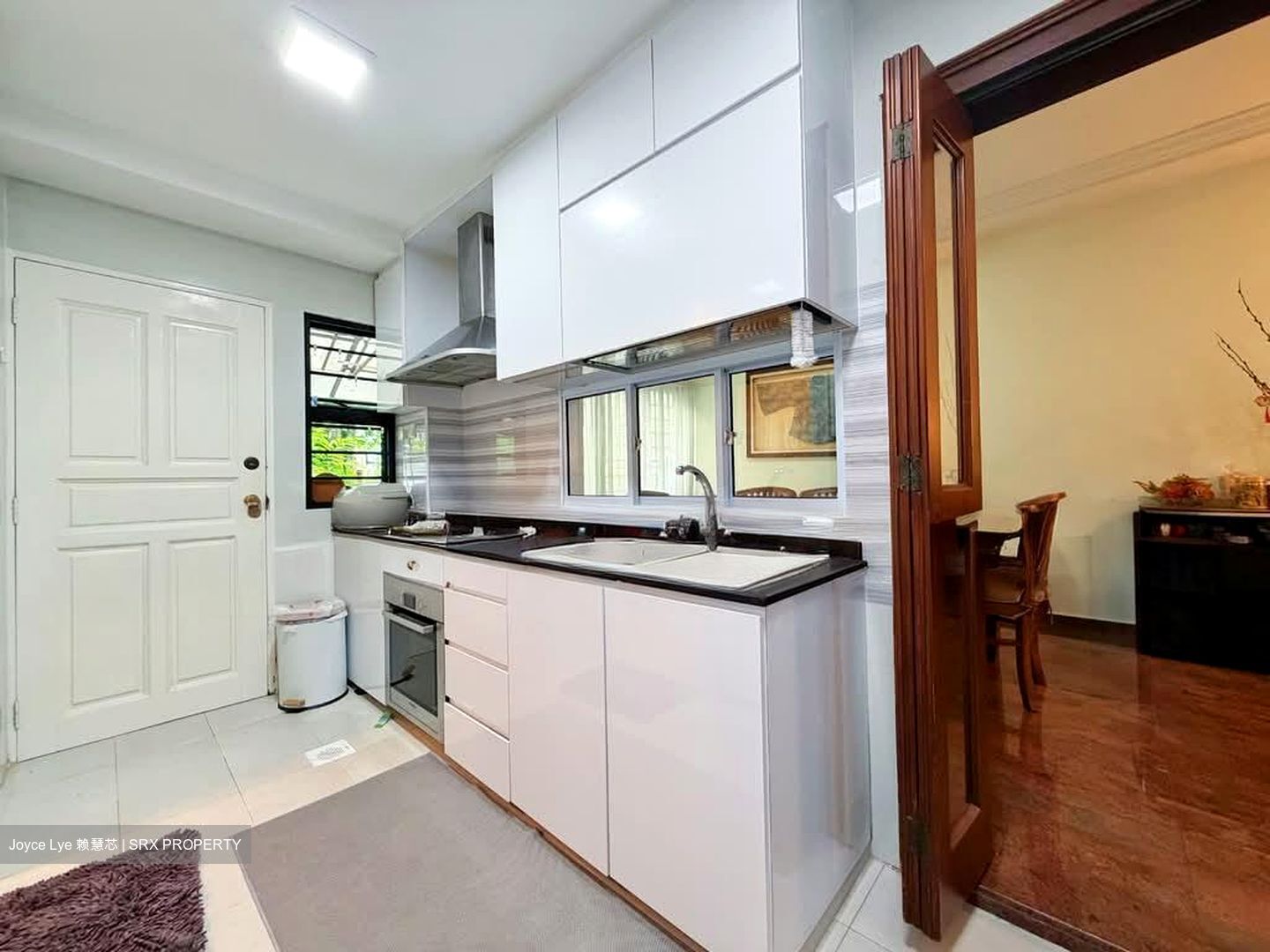 Barossa Gardens (D5), Terrace #527270651